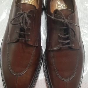 Men's dress shoes